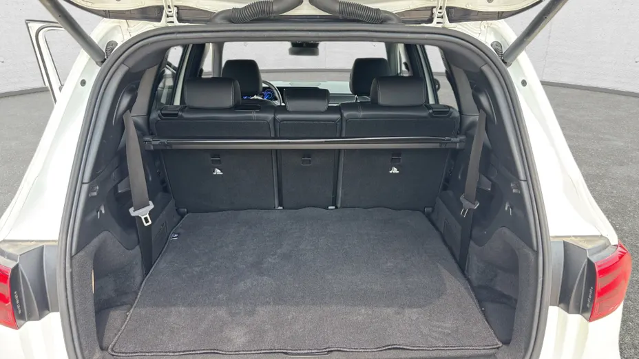 MERCEDES-BENZ EQB EQB 250 70.5kWh Progressive 7os.