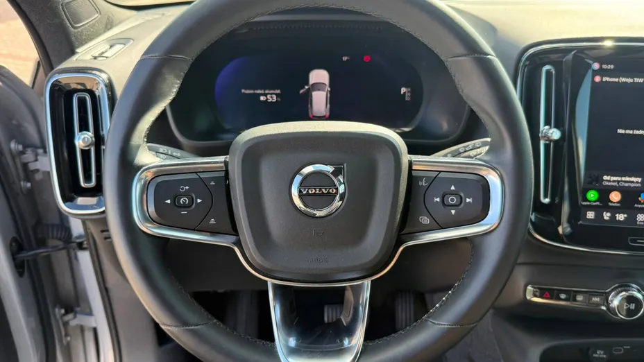 VOLVO XC40 XC40 73kWh P6 Recharge Plus aut
