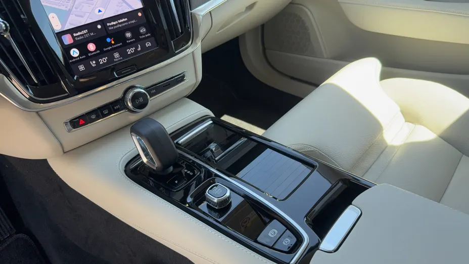 VOLVO V90 V90 T6 AWD Plug-In Hybrid Plus Bright aut