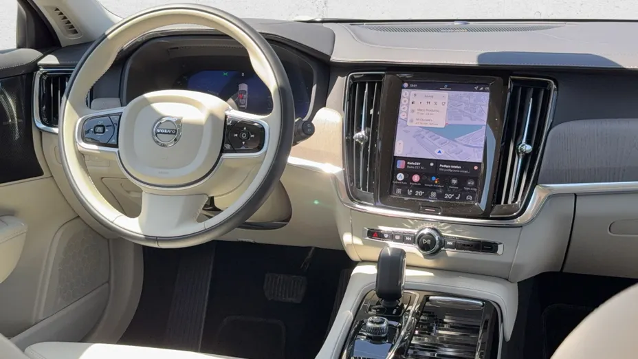 VOLVO V90 V90 T6 AWD Plug-In Hybrid Plus Bright aut
