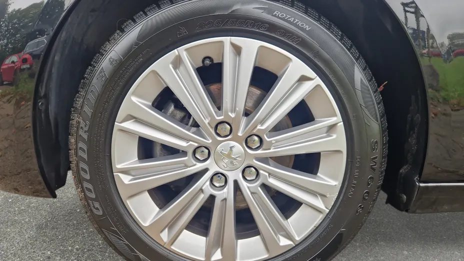 PEUGEOT 308 308 1.2 PureTech GPF Allure S&S