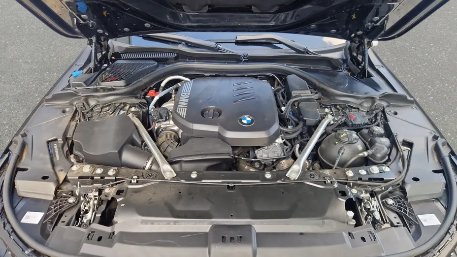BMW Seria 5 520d mHEV M Sport aut