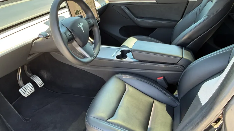 TESLA Model Y Y Performance AWD