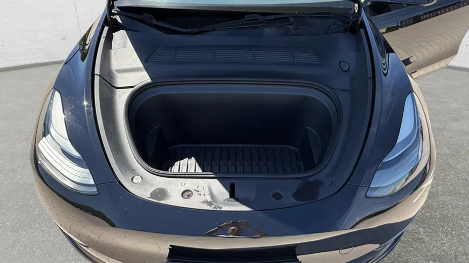 TESLA Model Y Y Performance AWD