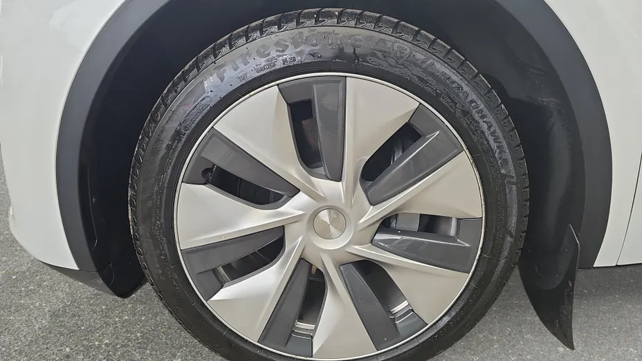 TESLA Model Y Y RWD