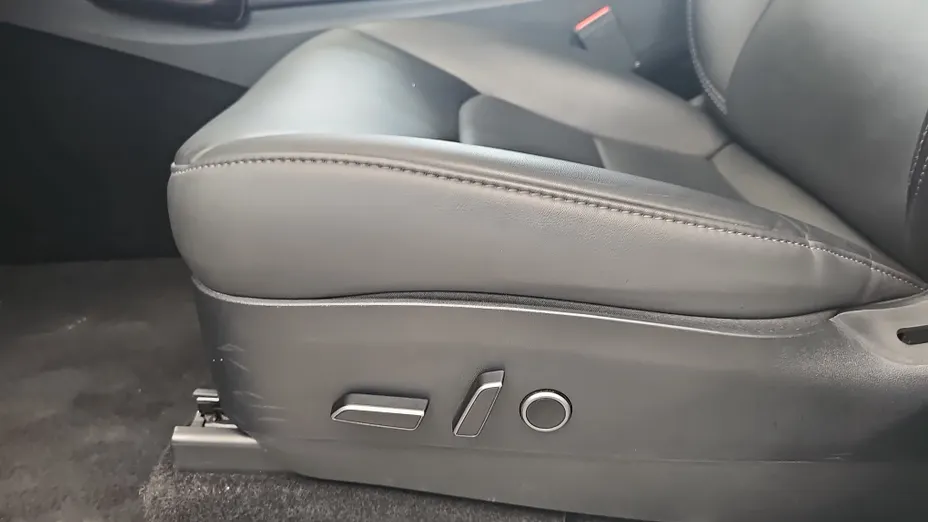 TESLA Model Y Y RWD