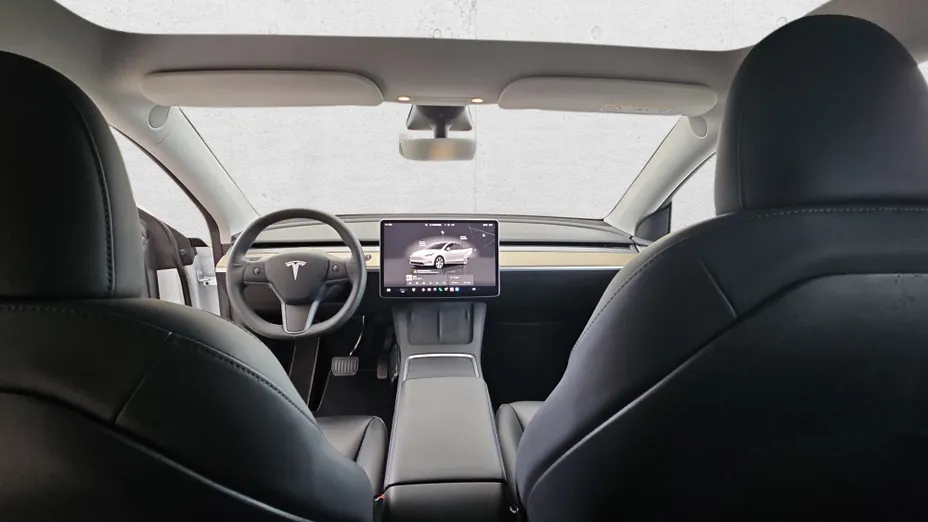 TESLA Model Y Y RWD