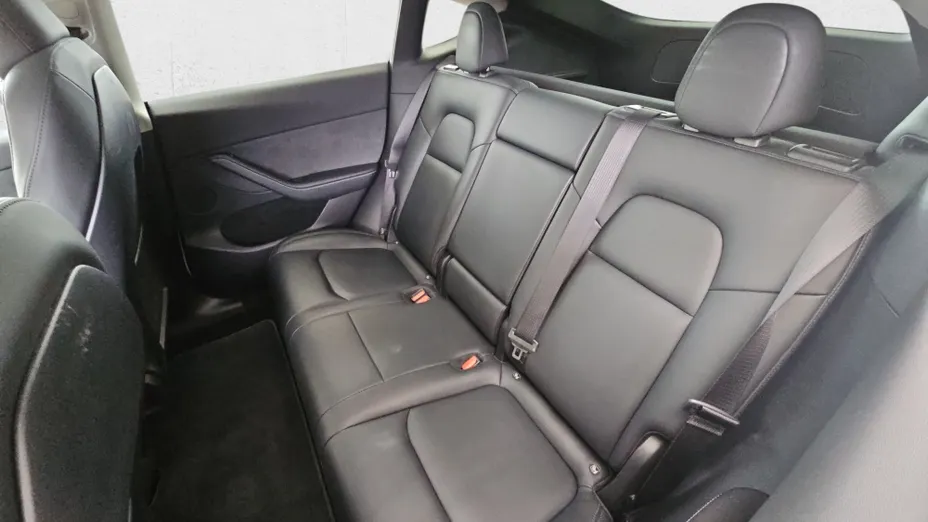 TESLA Model Y Y RWD