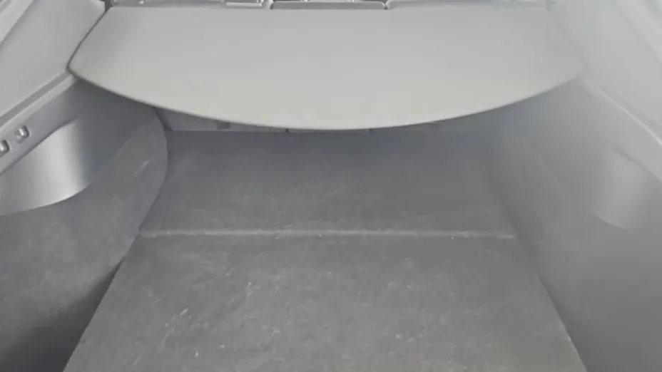 TESLA Model Y Y RWD
