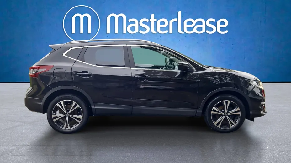 NISSAN Qashqai Qashqai 1.3 DIG-T N-Connecta DCT