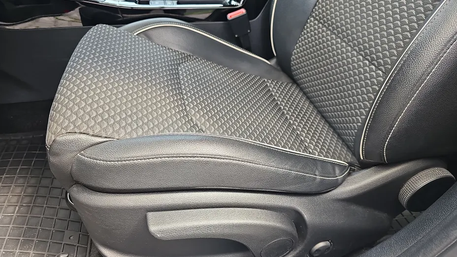 KIA Cee'd Ceed 1.5 T-GDI L