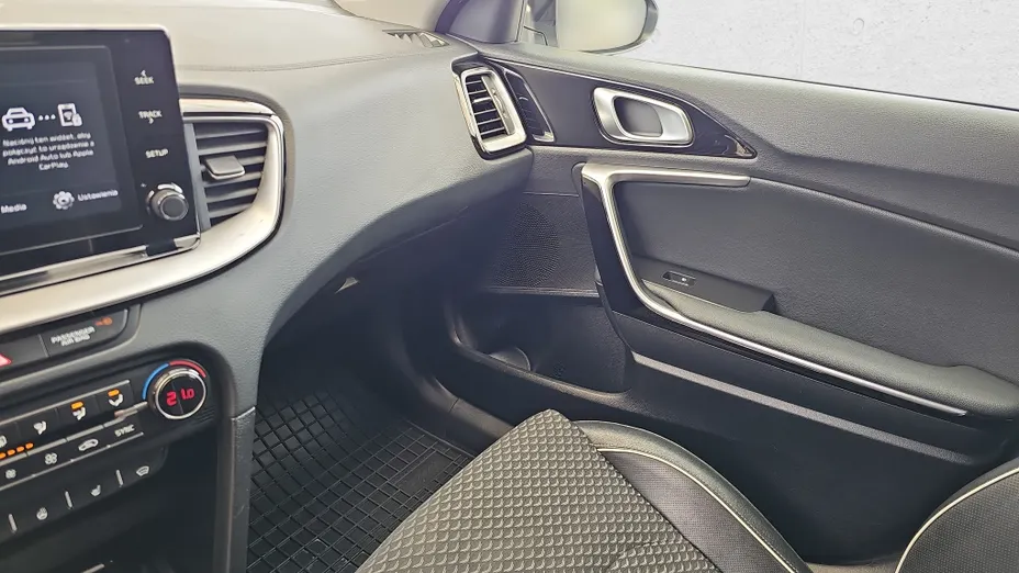 KIA Cee'd Ceed 1.5 T-GDI L