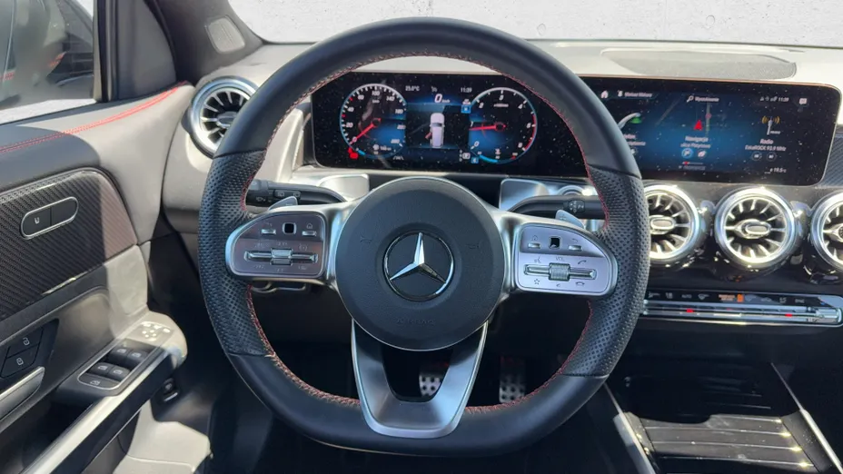 MERCEDES-BENZ GLB GLB 200 d 4-Matic AMG Line 8G-DCT