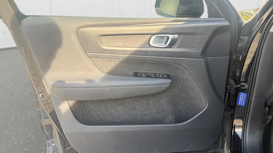 VOLVO XC40 XC40 T3 Momentum Core aut
