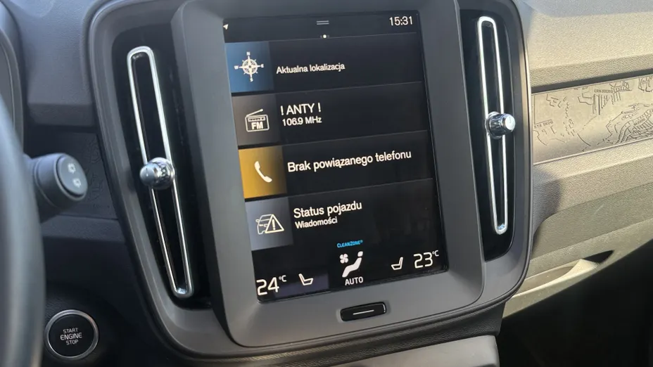 VOLVO XC40 XC40 T3 Momentum Core aut
