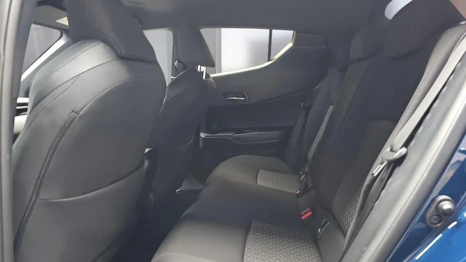 TOYOTA C-HR C-HR 2.0 Hybrid Style