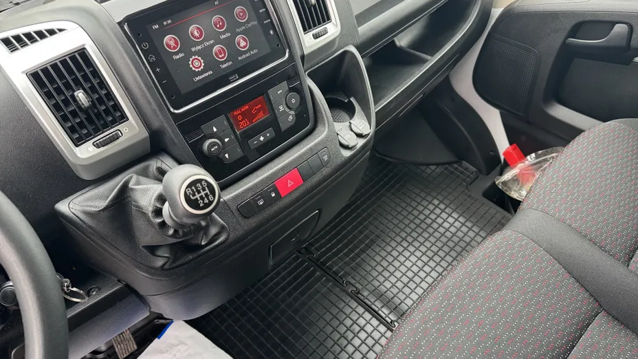 PEUGEOT Boxer Boxer 435 BlueHDi L3H2
