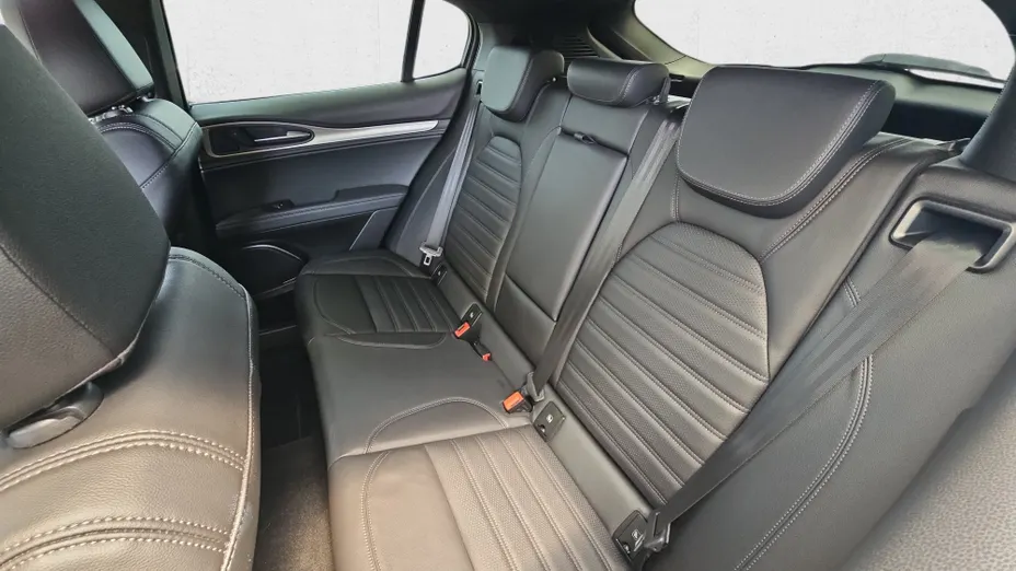 ALFA ROMEO Stelvio Stelvio 2.0 Turbo Sprint Q4 aut