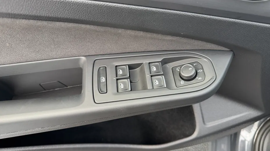 VOLKSWAGEN Golf Golf VIII 1.5 eTSI EVO Style DSG