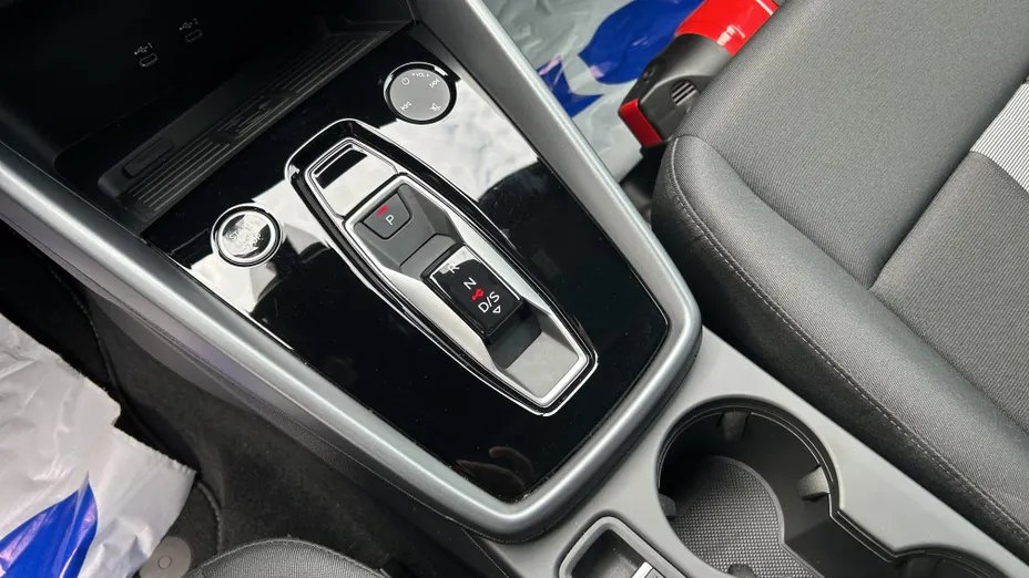 AUDI A3 A3 TFSI mHEV 110 kW S Line S tronic