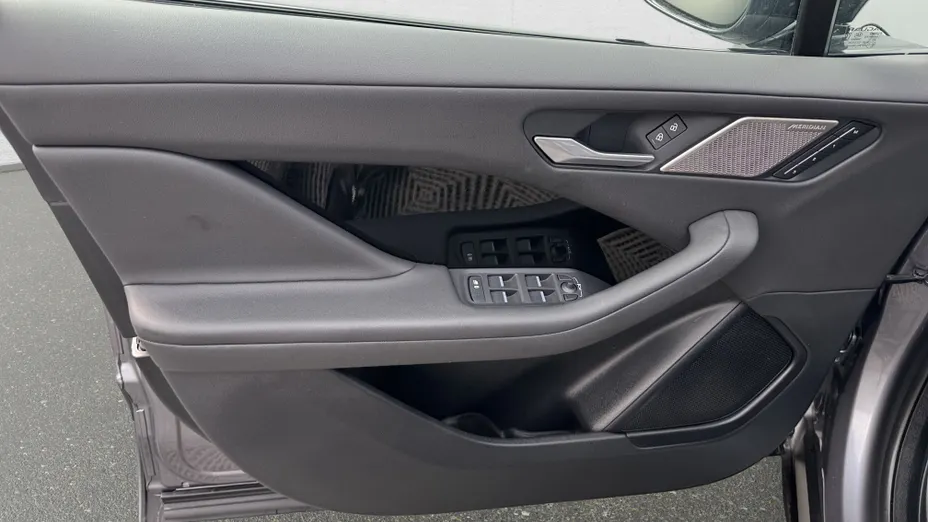 JAGUAR I-Pace I-Pace EV400 AWD SE