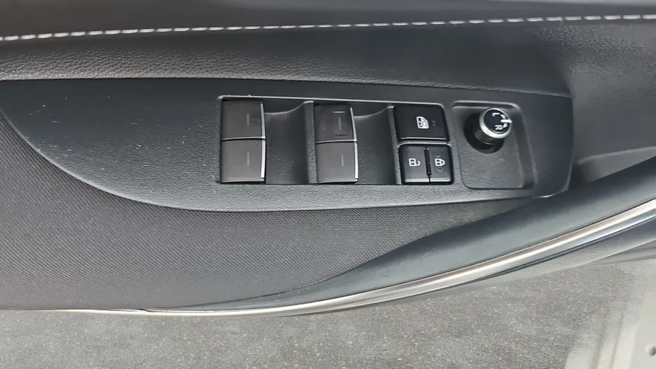 TOYOTA Corolla Corolla 1.8 Hybrid Active