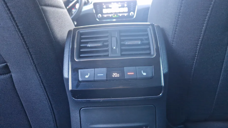 SKODA Superb Superb 2.0 TSI Style DSG