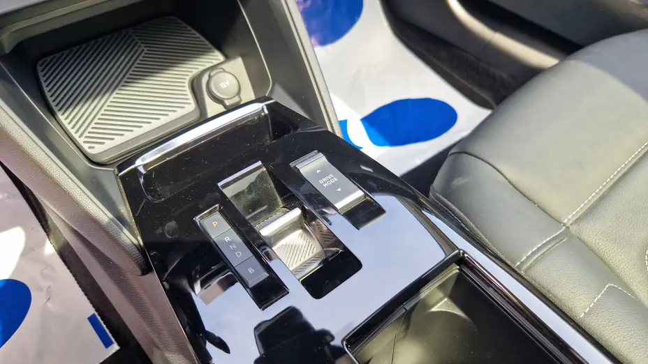 CITROEN C4 X e-C4 X EV136 50kWh Shine