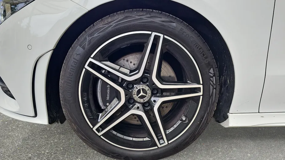 MERCEDES-BENZ CLA CLA 200 AMG Line 7G-DCT