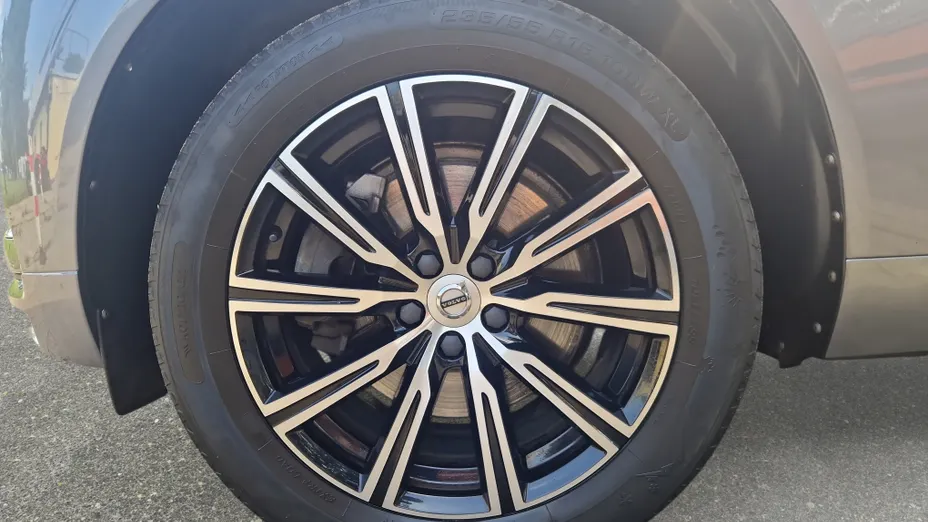 VOLVO XC60 XC60 B4 D AWD Inscription aut