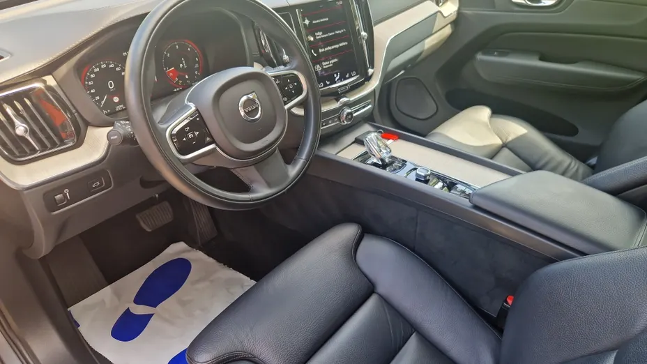 VOLVO XC60 XC60 B4 D AWD Inscription aut