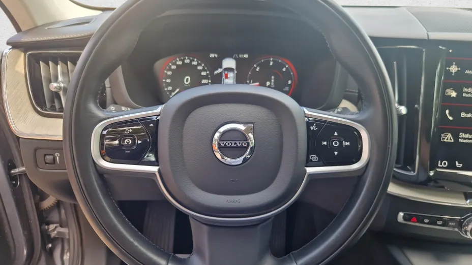 VOLVO XC60 XC60 B4 D AWD Inscription aut