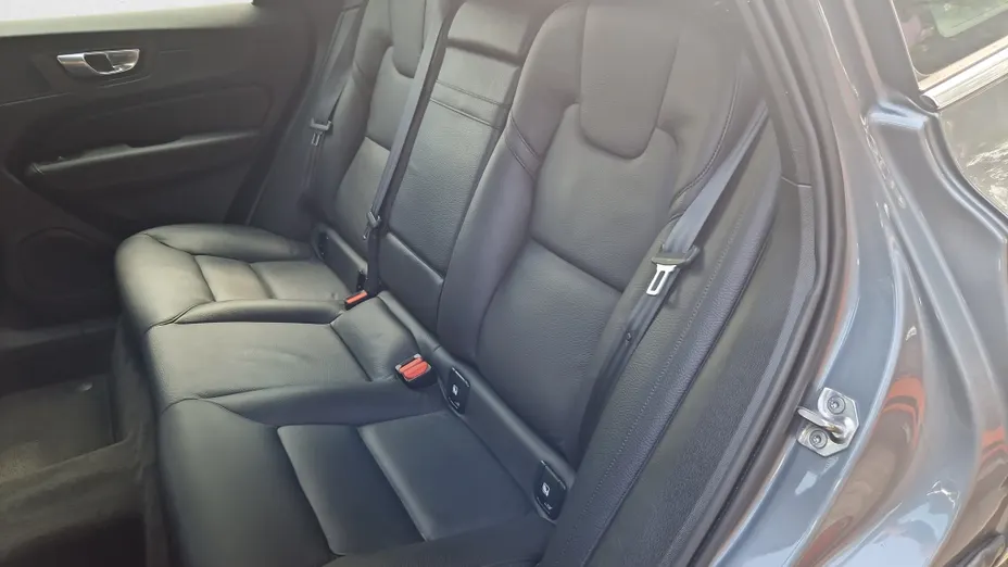 VOLVO XC60 XC60 B4 D AWD Inscription aut