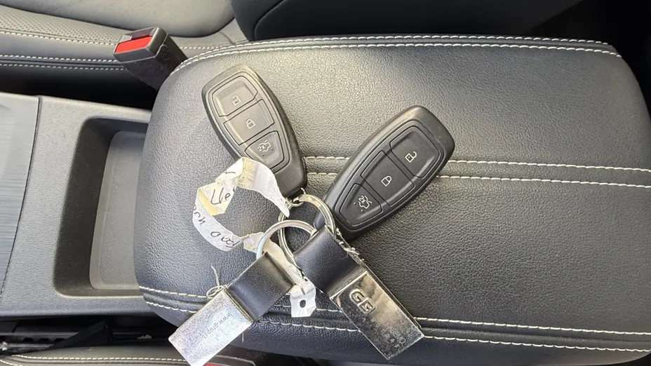FORD Kuga Kuga 2.5P PHEV FWD Vignale