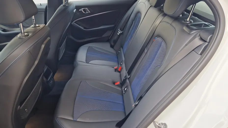 BMW Seria 1 118i M Sport aut