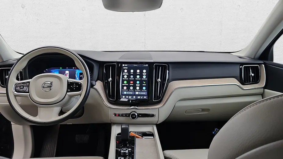 VOLVO XC60 XC60 B4 B Plus Bright aut