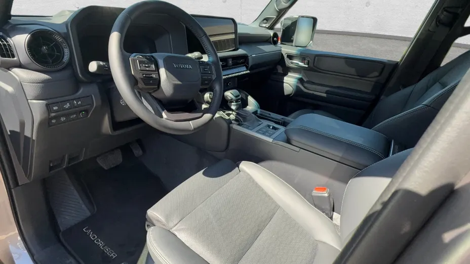 TOYOTA Land Cruiser LC 2.8 D-4D mHEV Executive aut