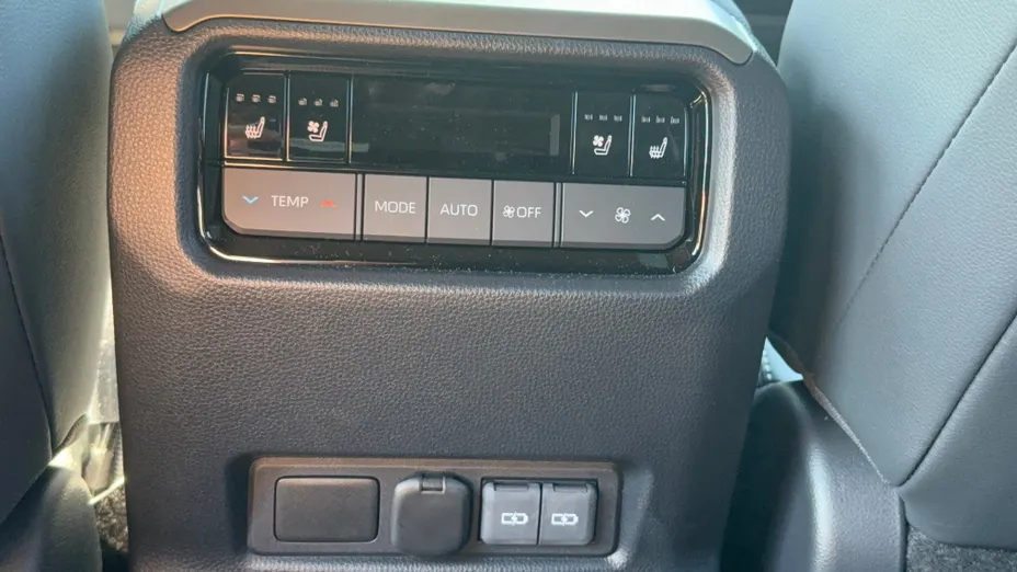 TOYOTA Land Cruiser LC 2.8 D-4D mHEV Executive aut