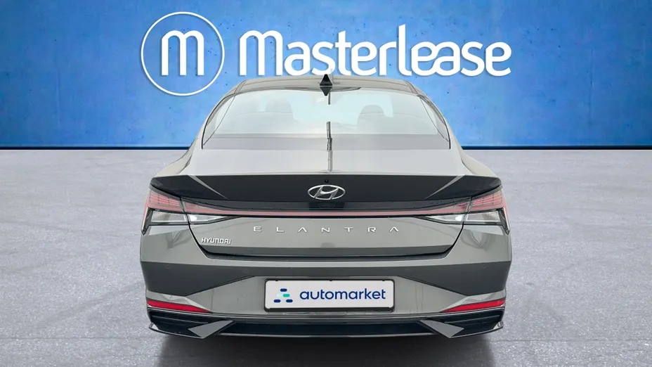 HYUNDAI Elantra Elantra 1.6 Smart CVT
