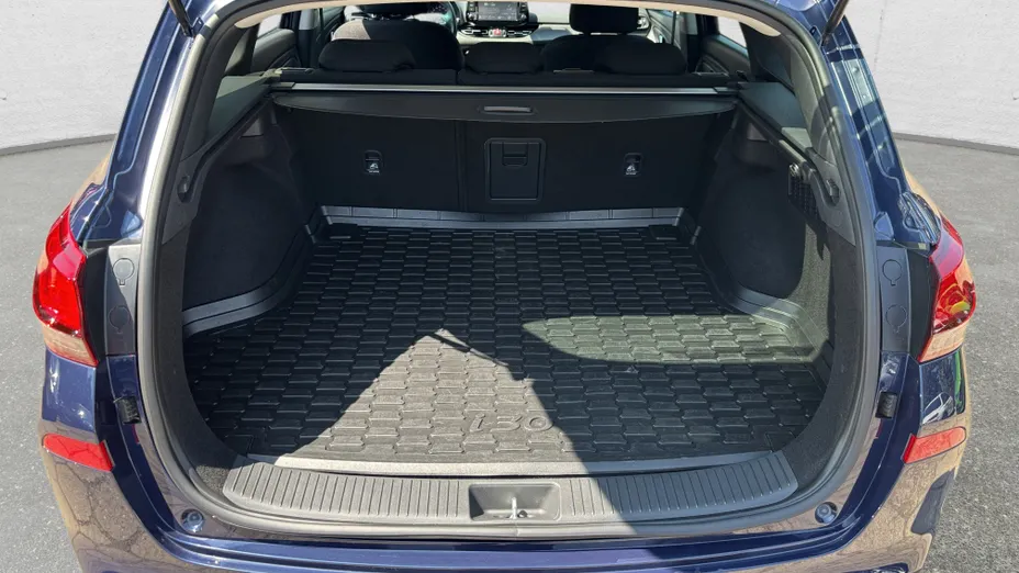 HYUNDAI i30 i30 1.5 T-GDI 48V Comfort