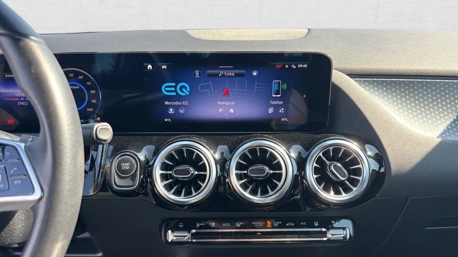 MERCEDES-BENZ EQA EQA 250+ 70.5kWh Progressive