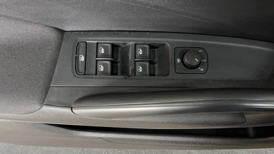 SKODA Fabia Fabia 1.0 TSI Selection DSG