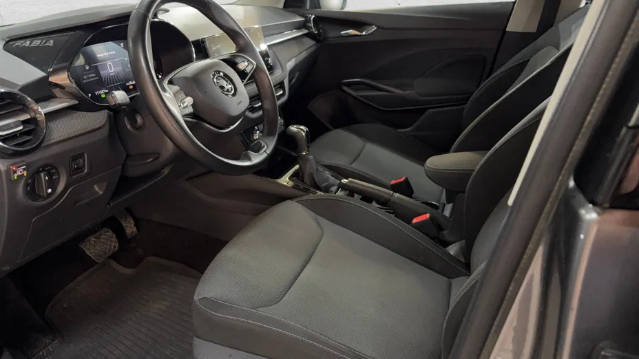 SKODA Fabia Fabia 1.0 TSI Selection DSG