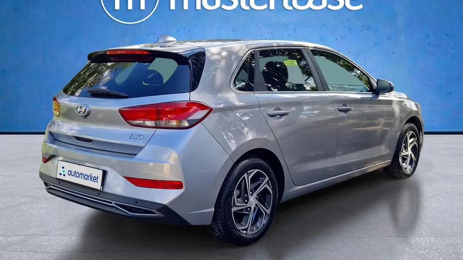 HYUNDAI i30 i30 1.5 DPI Smart