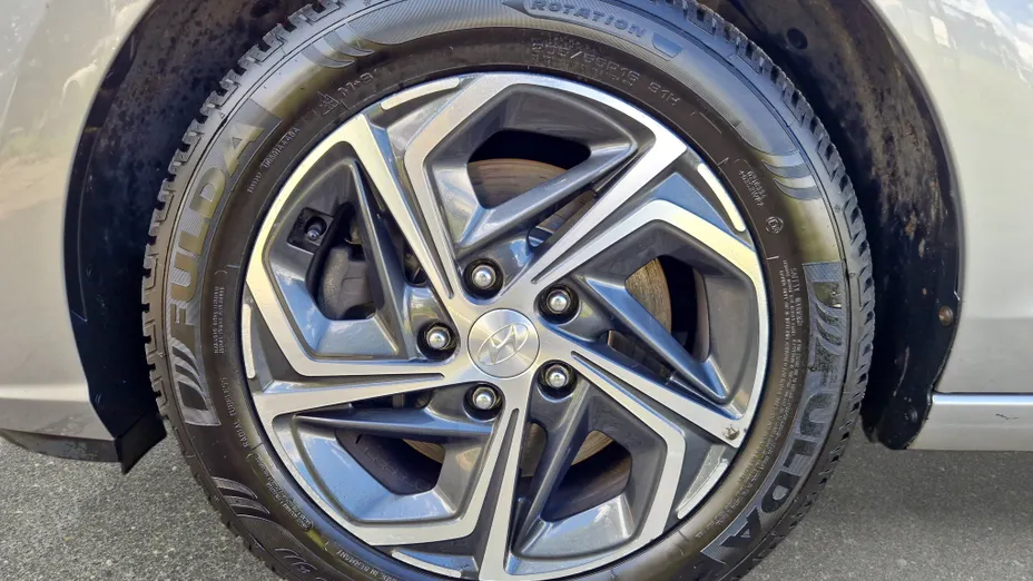 HYUNDAI i30 i30 1.5 DPI Smart