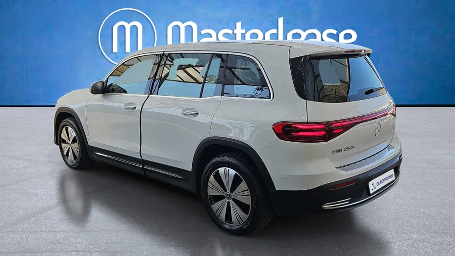 MERCEDES-BENZ EQB EQB 250 70.5kWh Progressive