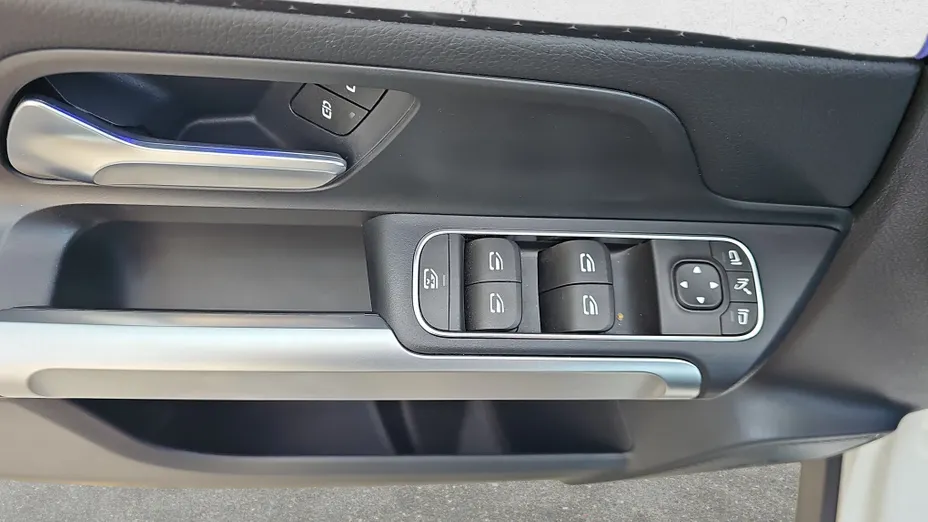 MERCEDES-BENZ EQB EQB 250 70.5kWh Progressive