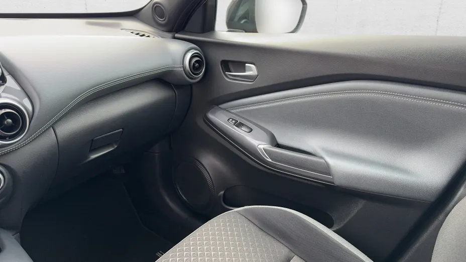 NISSAN Juke Juke 1.0 DIG-T N-Connecta DCT