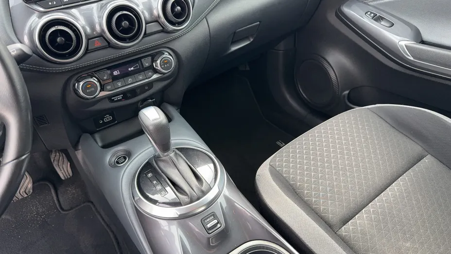NISSAN Juke Juke 1.0 DIG-T N-Connecta DCT