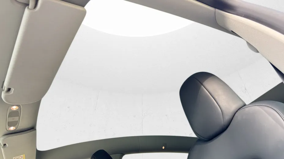 TESLA Model Y Y RWD